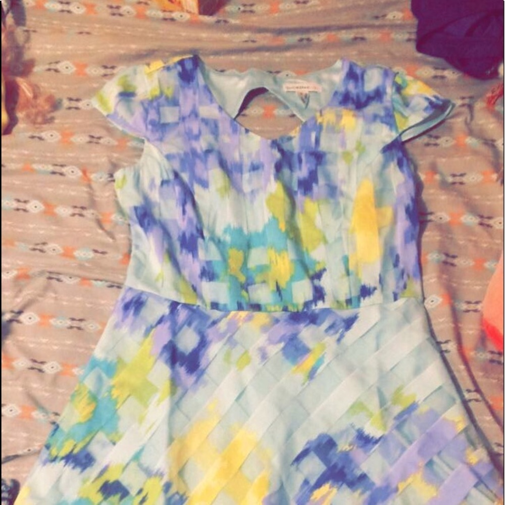 Isaac Mizhari Live! dress